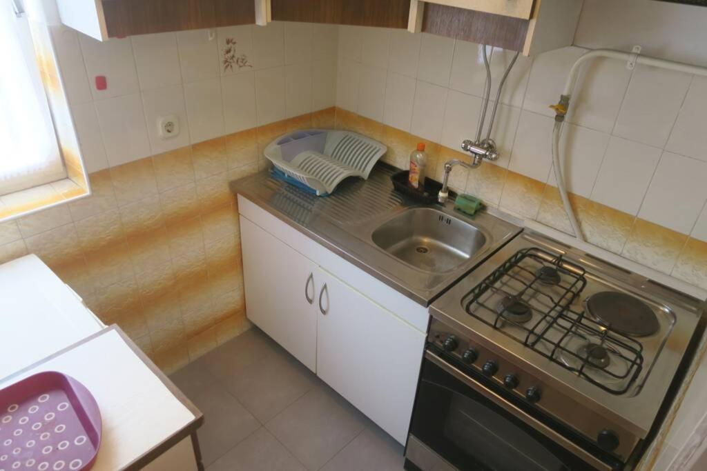 Cozy Apartment Alma, Two Steps From The Sea メドゥリン エクステリア 写真